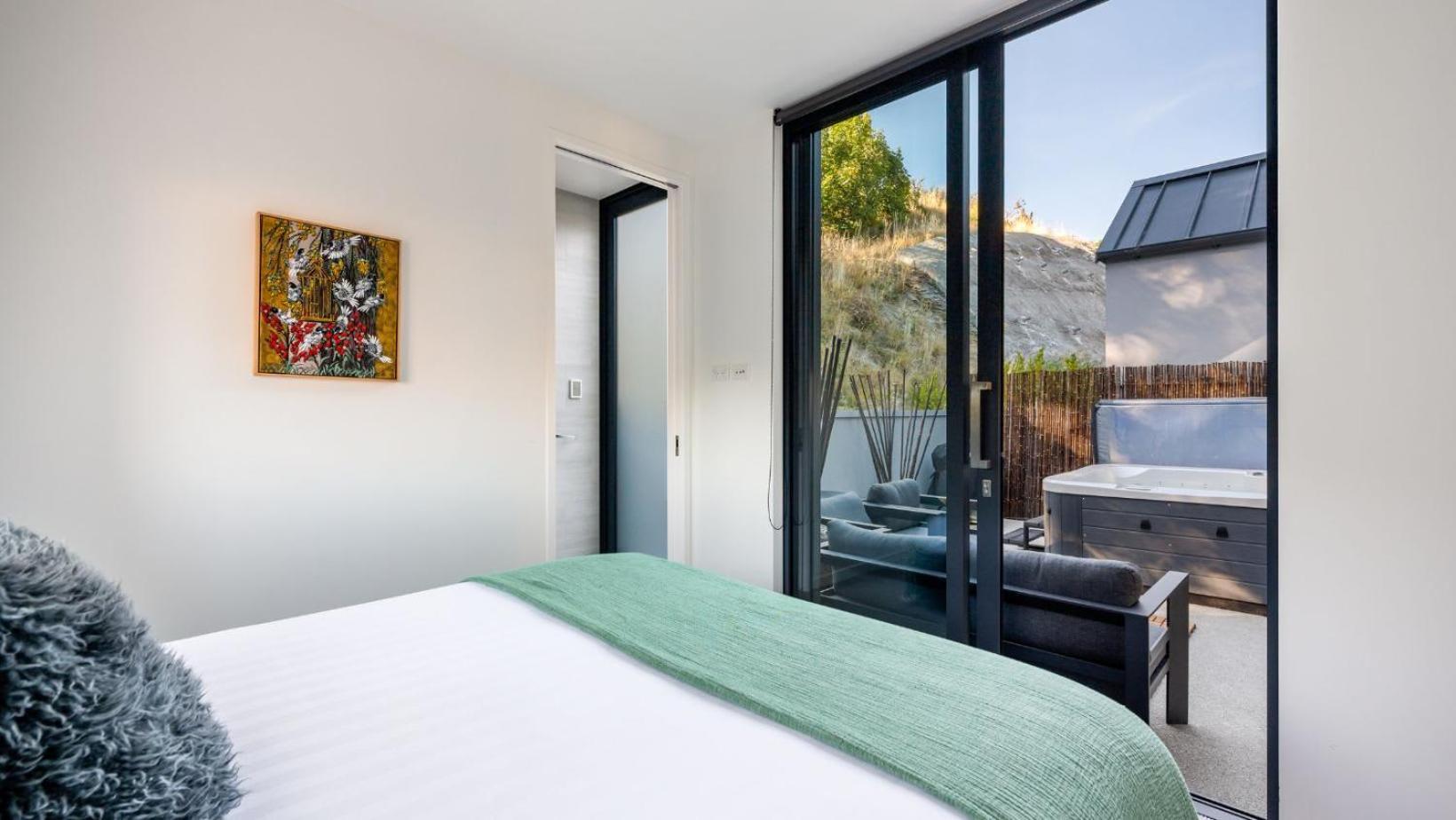 The Tiers- Hot Tub- Ac- Bbq- Free Parking Villa Queenstown Ngoại thất bức ảnh